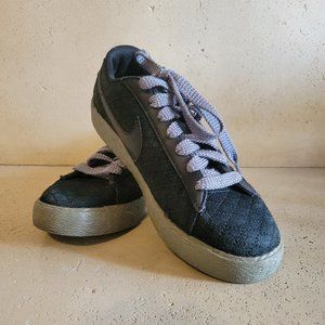 Nike Suede Lifestyle Shoe